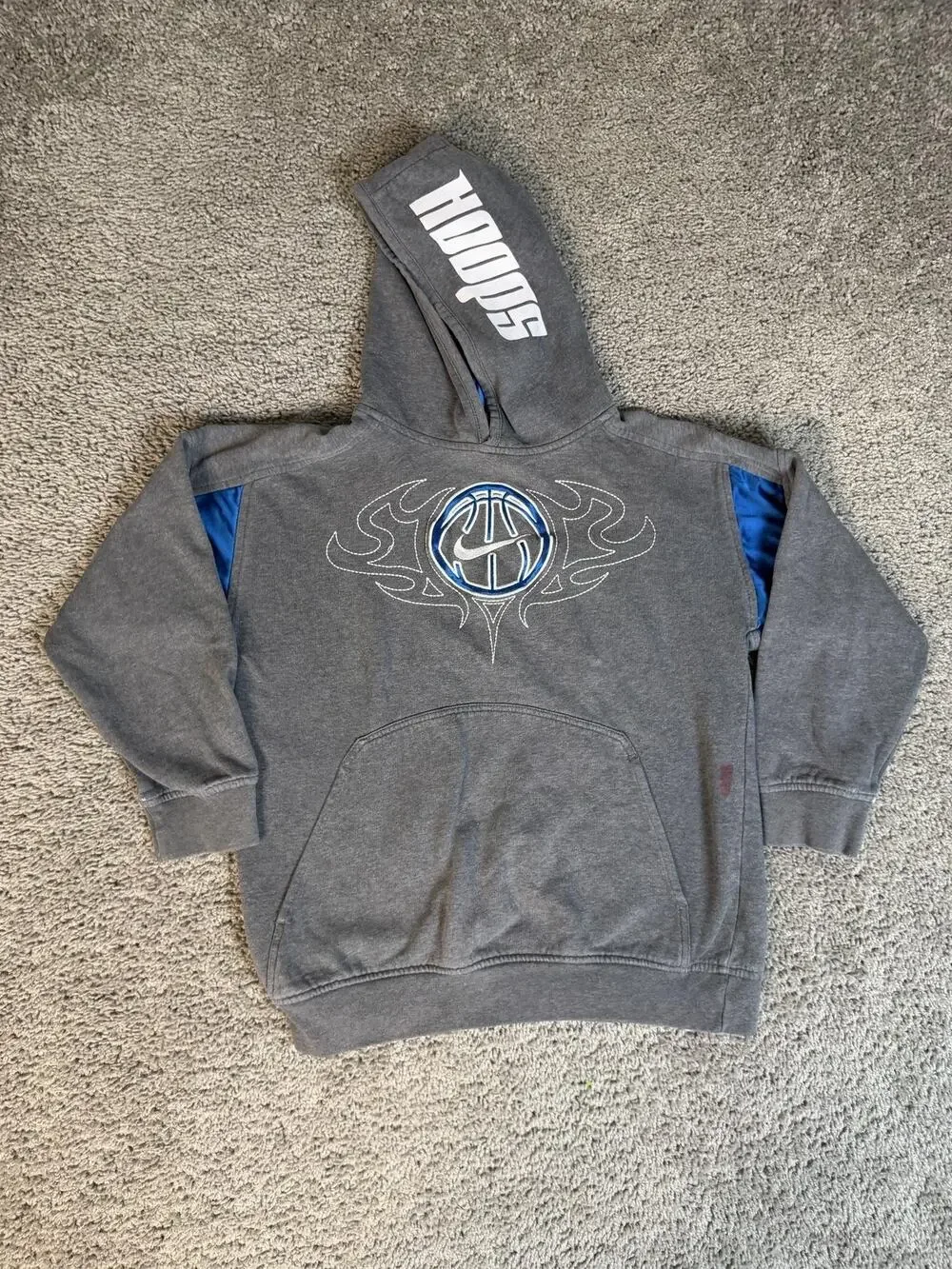 Nike Hoodie Boys M Gray Pullover Hooded Fleece Lined Graphic Pocket Logo